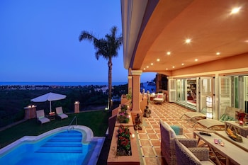 the marbella heights boutique hotel