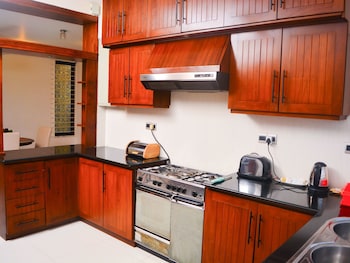 unique towers luxury boutique suites