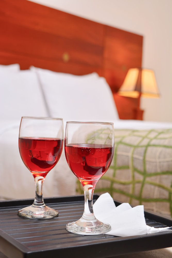 unique towers luxury boutique suites