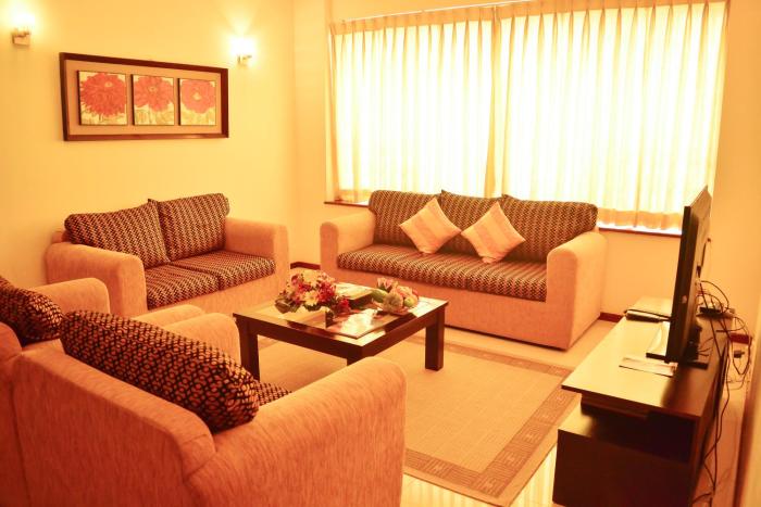 unique towers luxury boutique suites