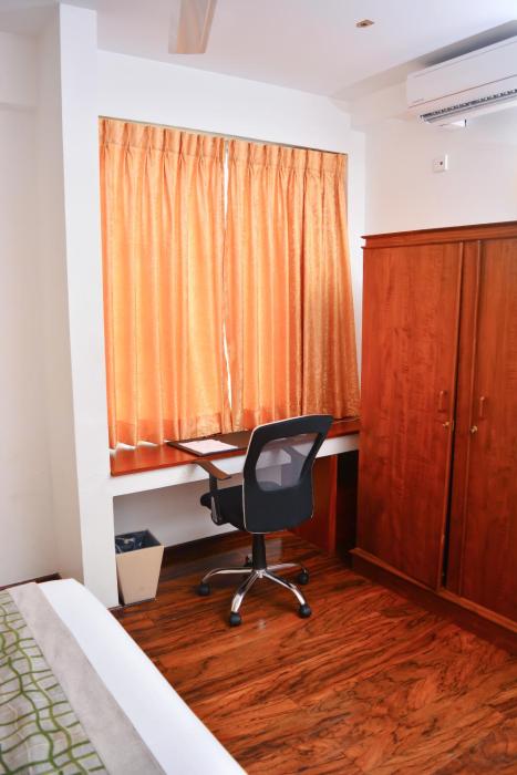 unique towers luxury boutique suites