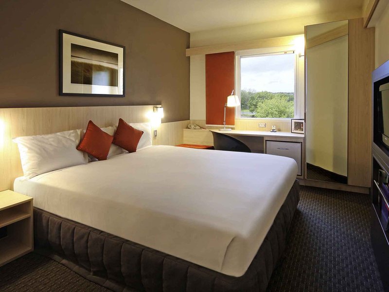 ibis auckland ellerslie