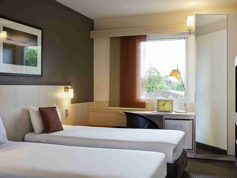 ibis auckland ellerslie