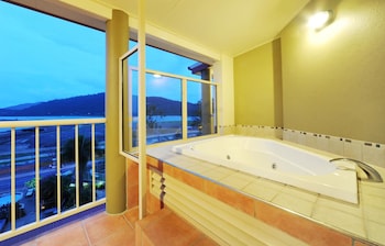 at boathaven bay holiday apartments