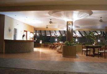 hotel club del mar