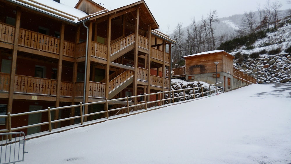 residence de tourisme domaine de la vallee dax