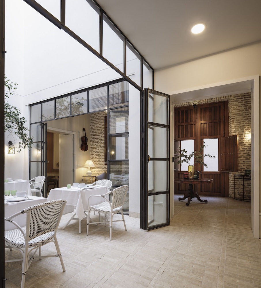 hotel amadeus sevilla