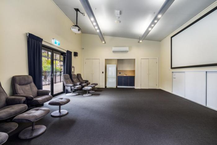 the docks on goodwin