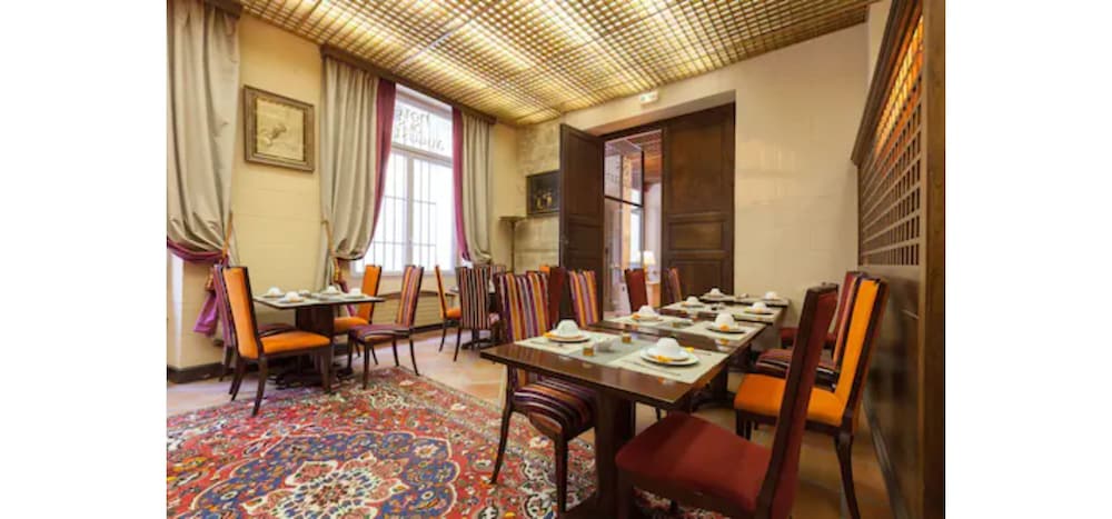 hotel des augustins