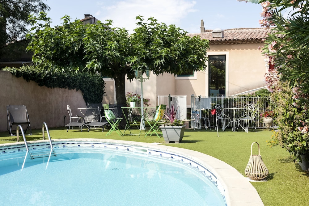 logis hotel la feniere