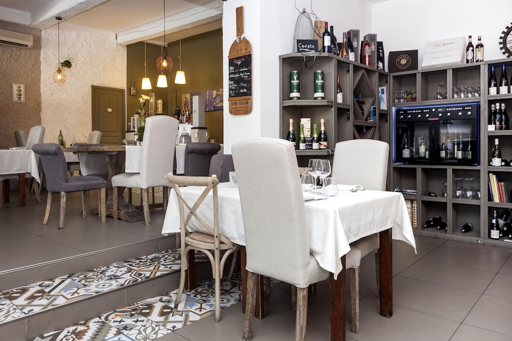 logis hotel la feniere