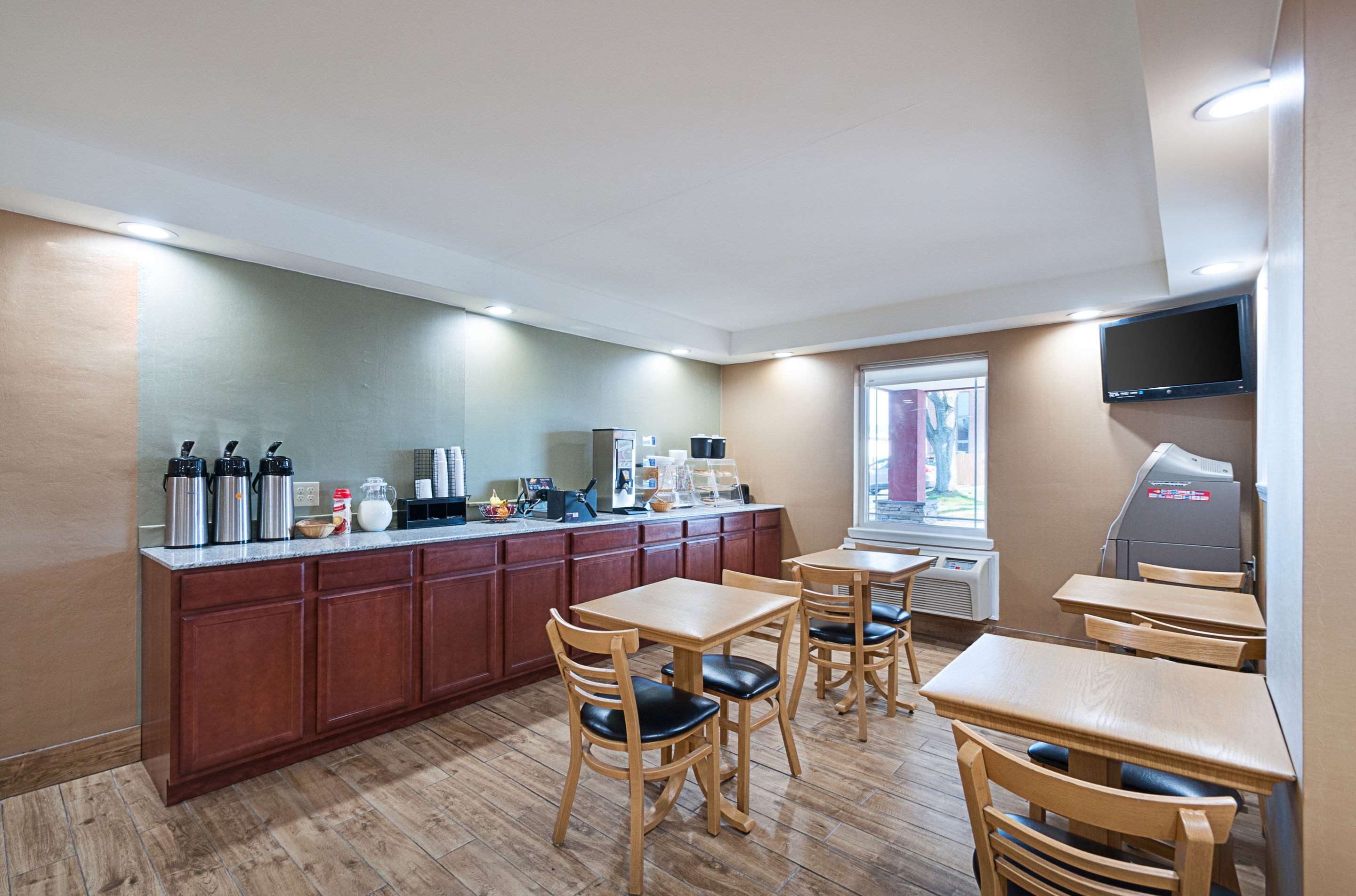 quality inn near pimlico racetrack