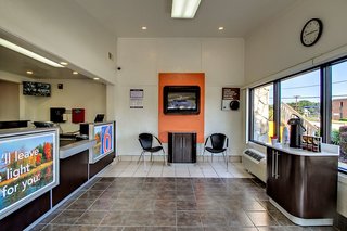 Rodeway Inn,Brinkleigh>>Baltimore,2 star