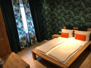 Hotel Attache,Hessen>>Frankfurt,3 star