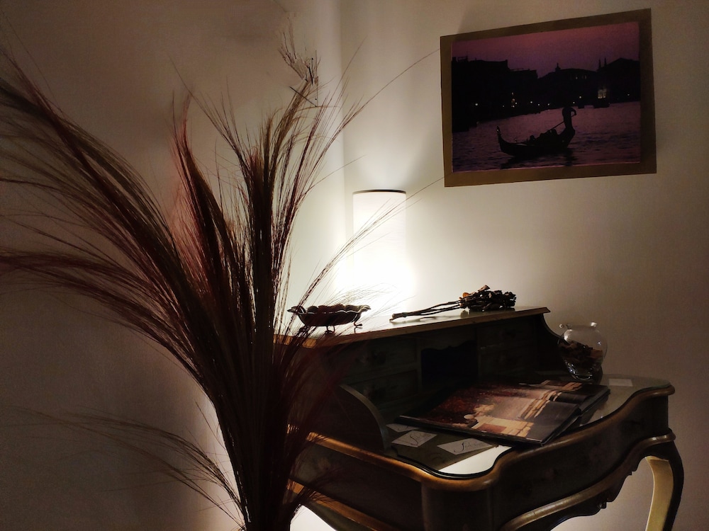 hotel feel inn venice airport rooms