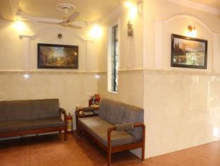 Amigo Plaza,Colva>>Benaulim,2.5 star
