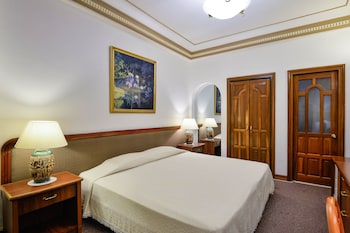 the spring hotel