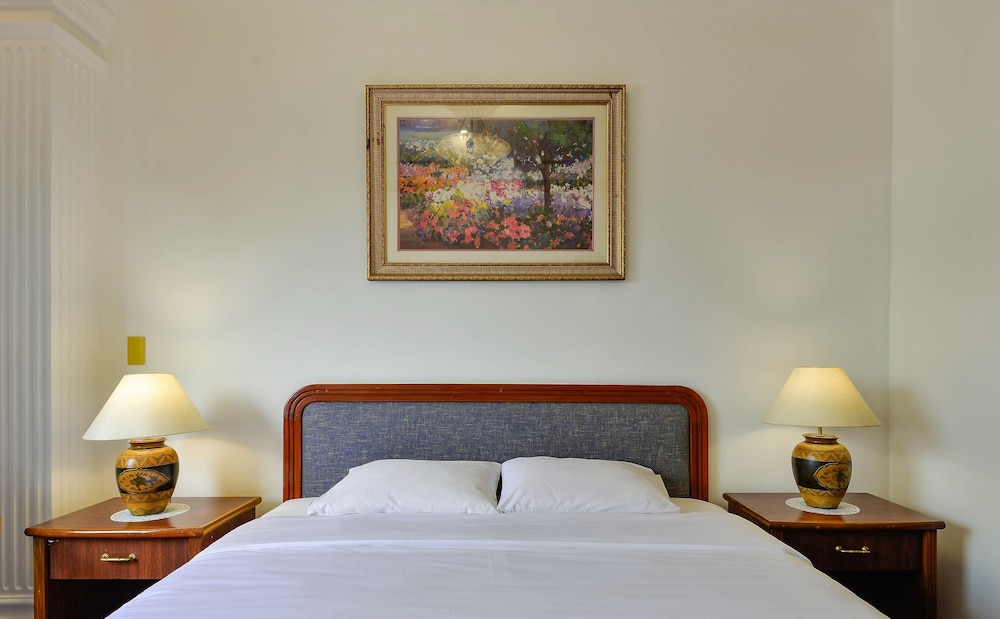the spring hotel