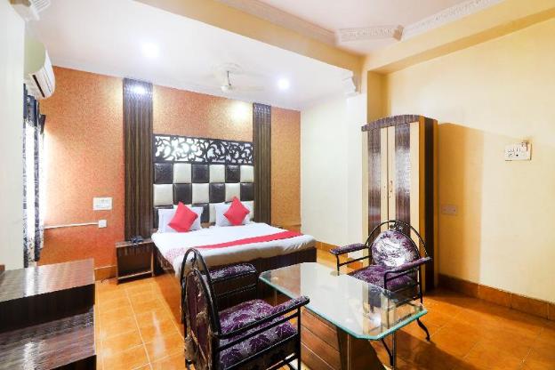 oyo 74978 hotel aadaab