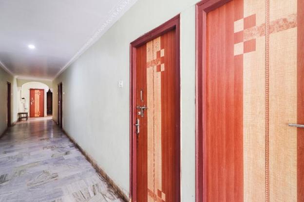 oyo 74978 hotel aadaab