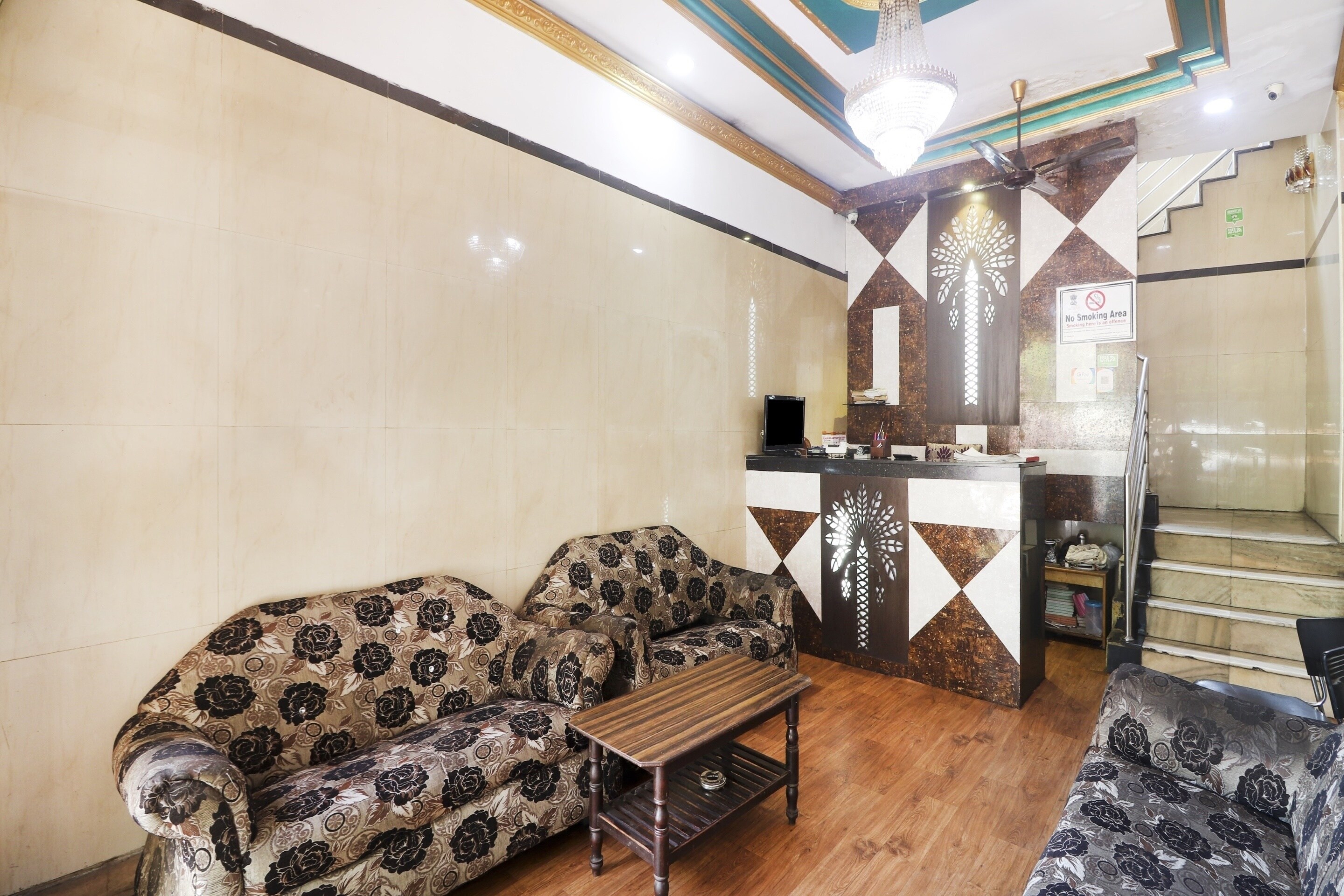 oyo 74978 hotel aadaab