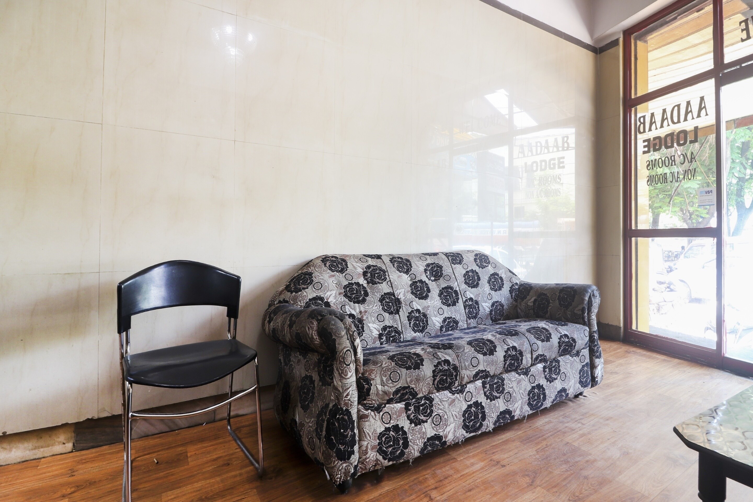 oyo 74978 hotel aadaab