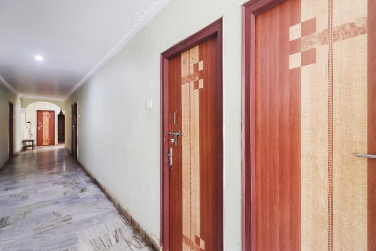 oyo 74978 hotel aadaab