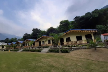 Nakshatra Resort,Dehradun>>Chamba,3 star