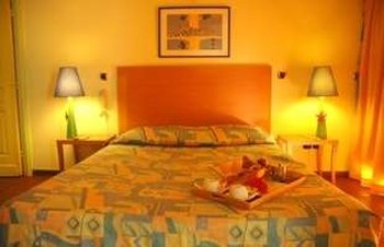 hotel le nautile beach