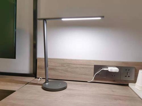 7 days premium guangzhou guangyuan passenger station