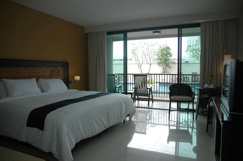 tara mantra cha am resort