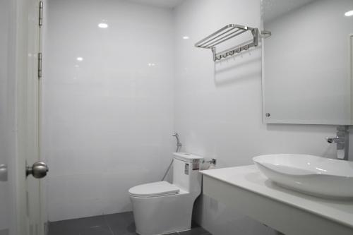 apple hotel three airport phnom penh