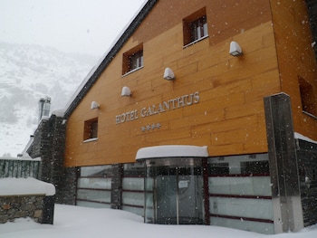 wuau hotel galanthus and spa