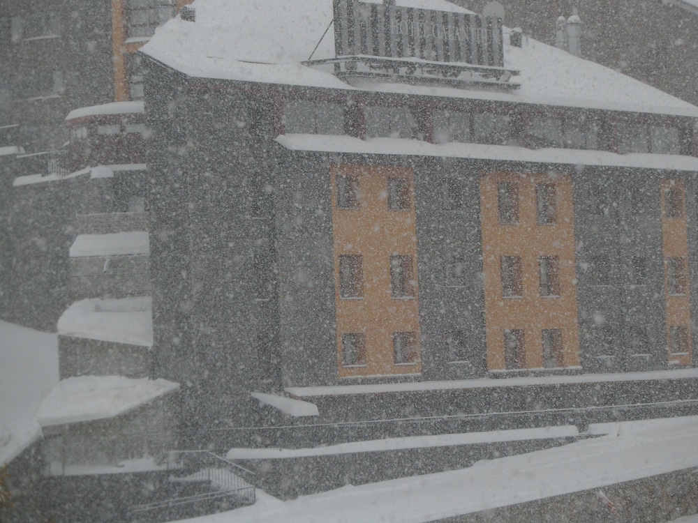 wuau hotel galanthus and spa