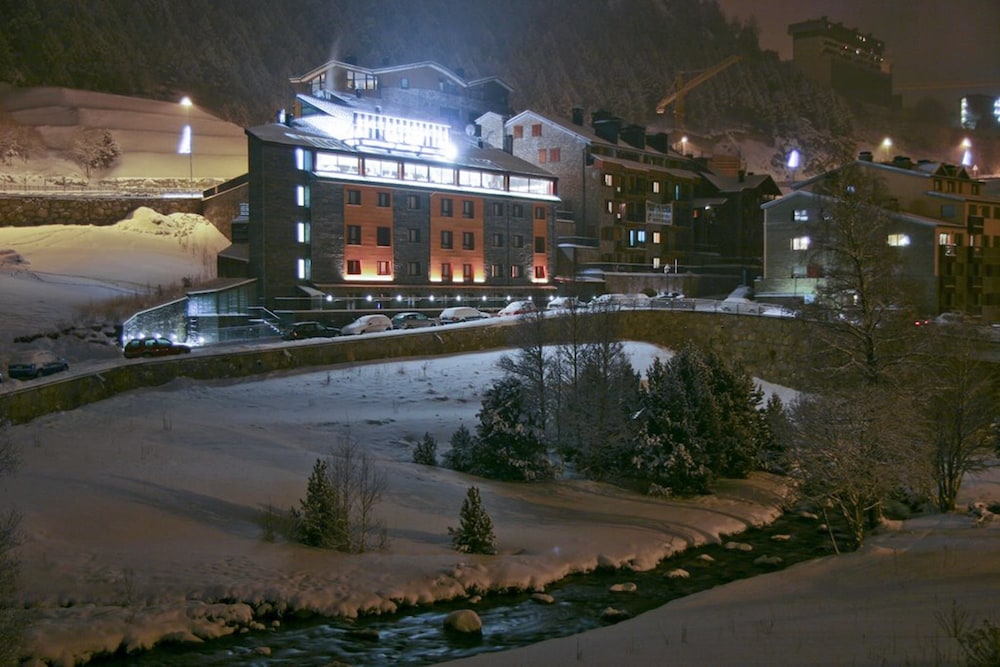 wuau hotel galanthus and spa