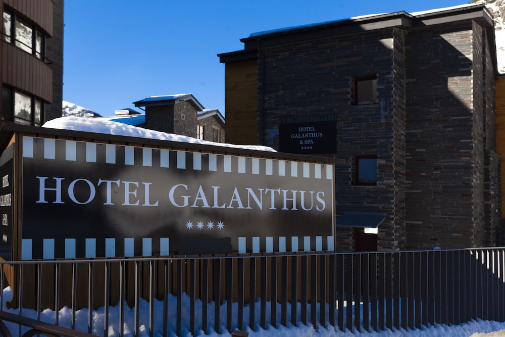 wuau hotel galanthus and spa