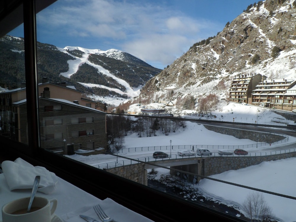 wuau hotel galanthus and spa