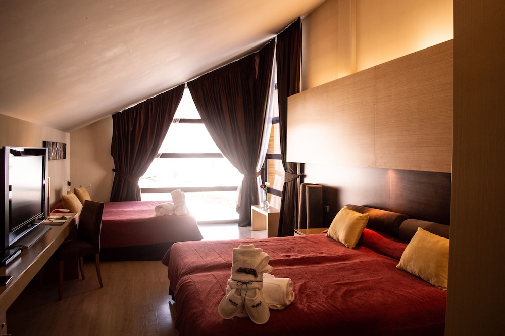 wuau hotel galanthus and spa