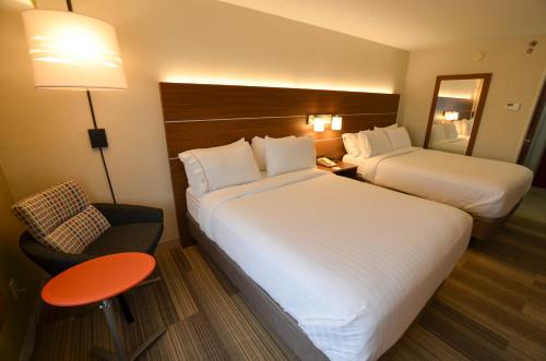 holiday inn express pittsburgh bridgeville an ihg hotel