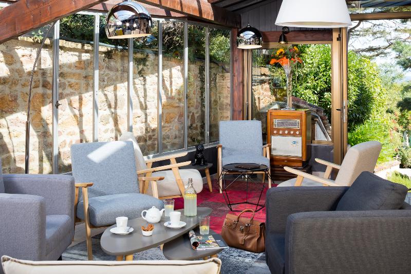 contact hotels le savigny and spa