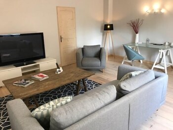 contact hotels le savigny and spa