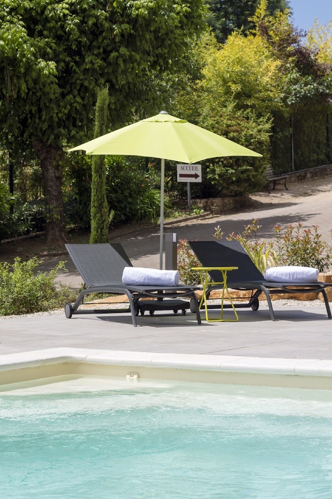 contact hotels le savigny and spa