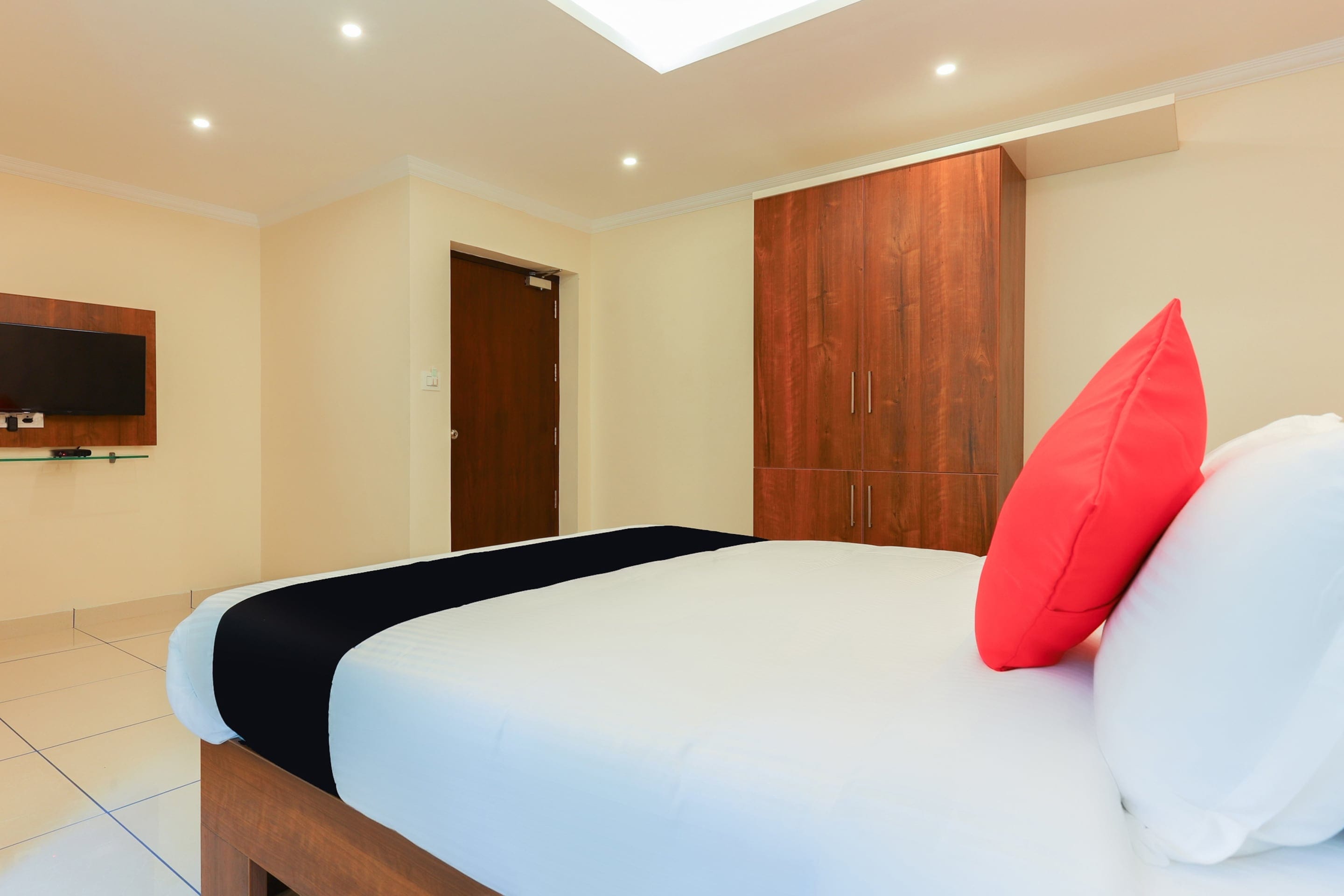 capital o 65916 companion leisure homes