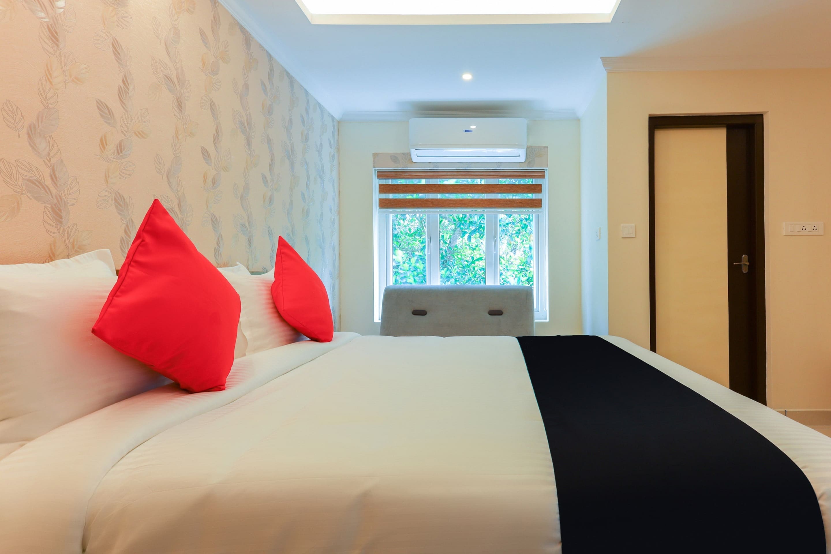 capital o 65916 companion leisure homes