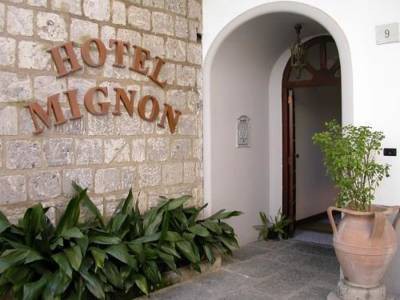 hotel mignon meuble