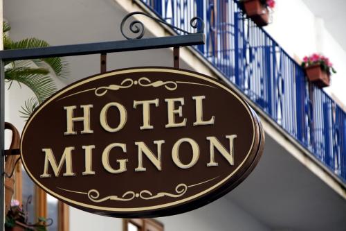 hotel mignon meuble