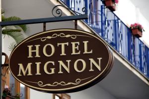 hotel mignon meuble
