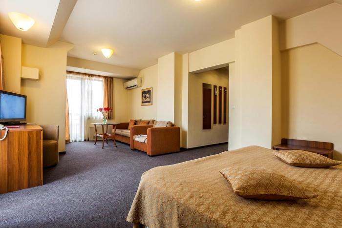 sofia place hotel by hmg