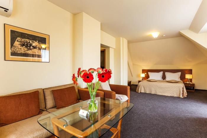 sofia place hotel by hmg