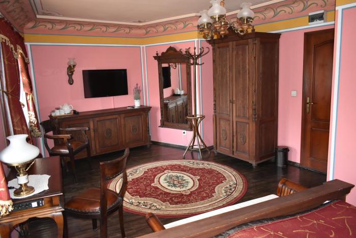 family hotel at renaissance square